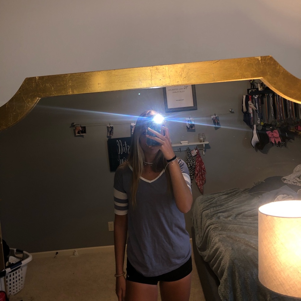 Tillys tee
